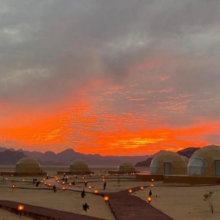 Wadi Rum Anwar Luxury Camp Esterno foto