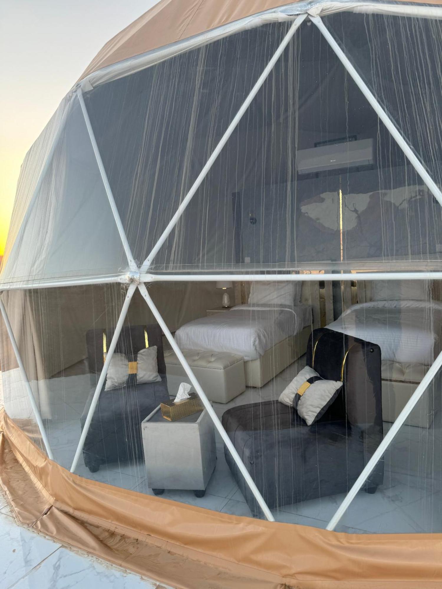 Wadi Rum Anwar Luxury Camp Esterno foto