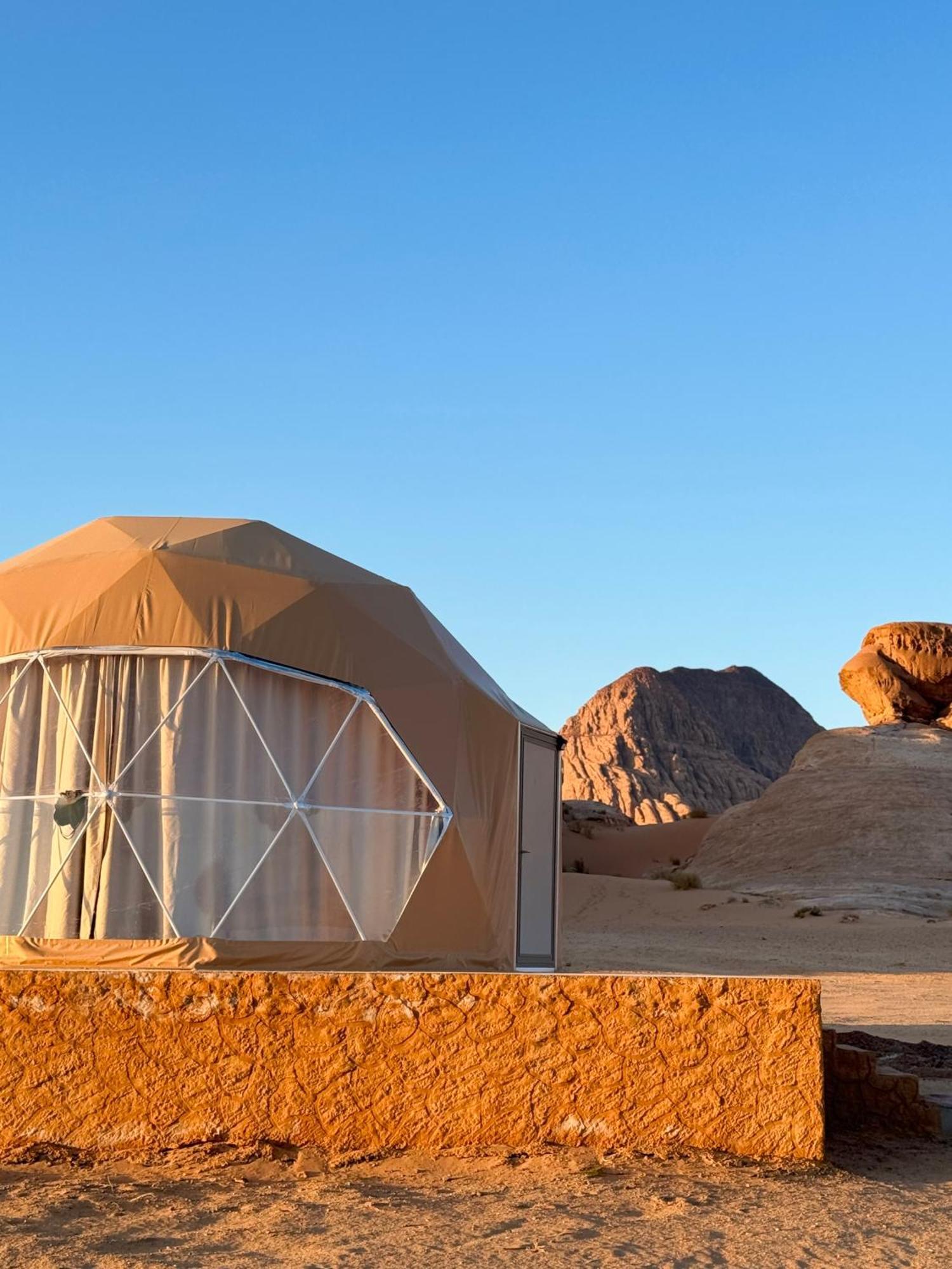 Wadi Rum Anwar Luxury Camp Esterno foto